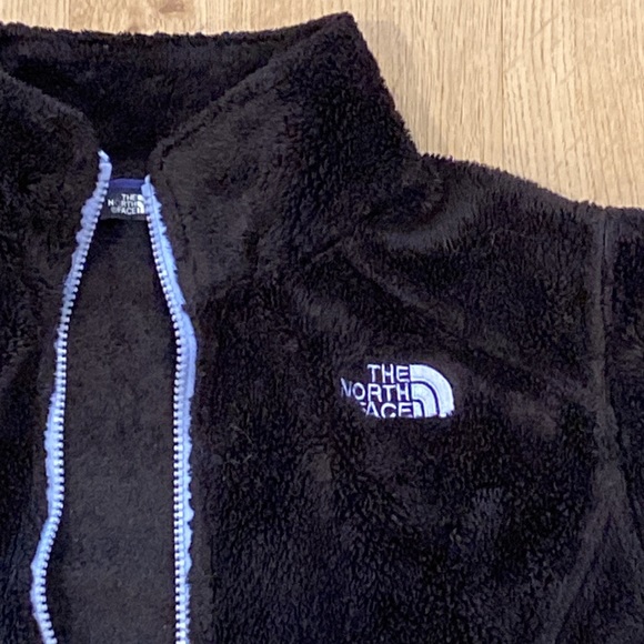 The Northface fleece jacket snuggly with inside/outside pockets - sz 14/16 - Picture 2 of 10
